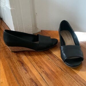 Aerosoles "application" black cork peep toe wedge s 7.5